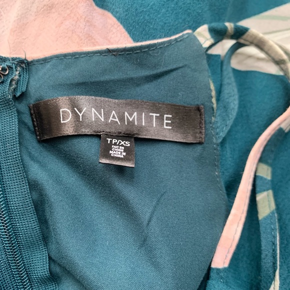 Dynamite Dress - Picture 3 of 3